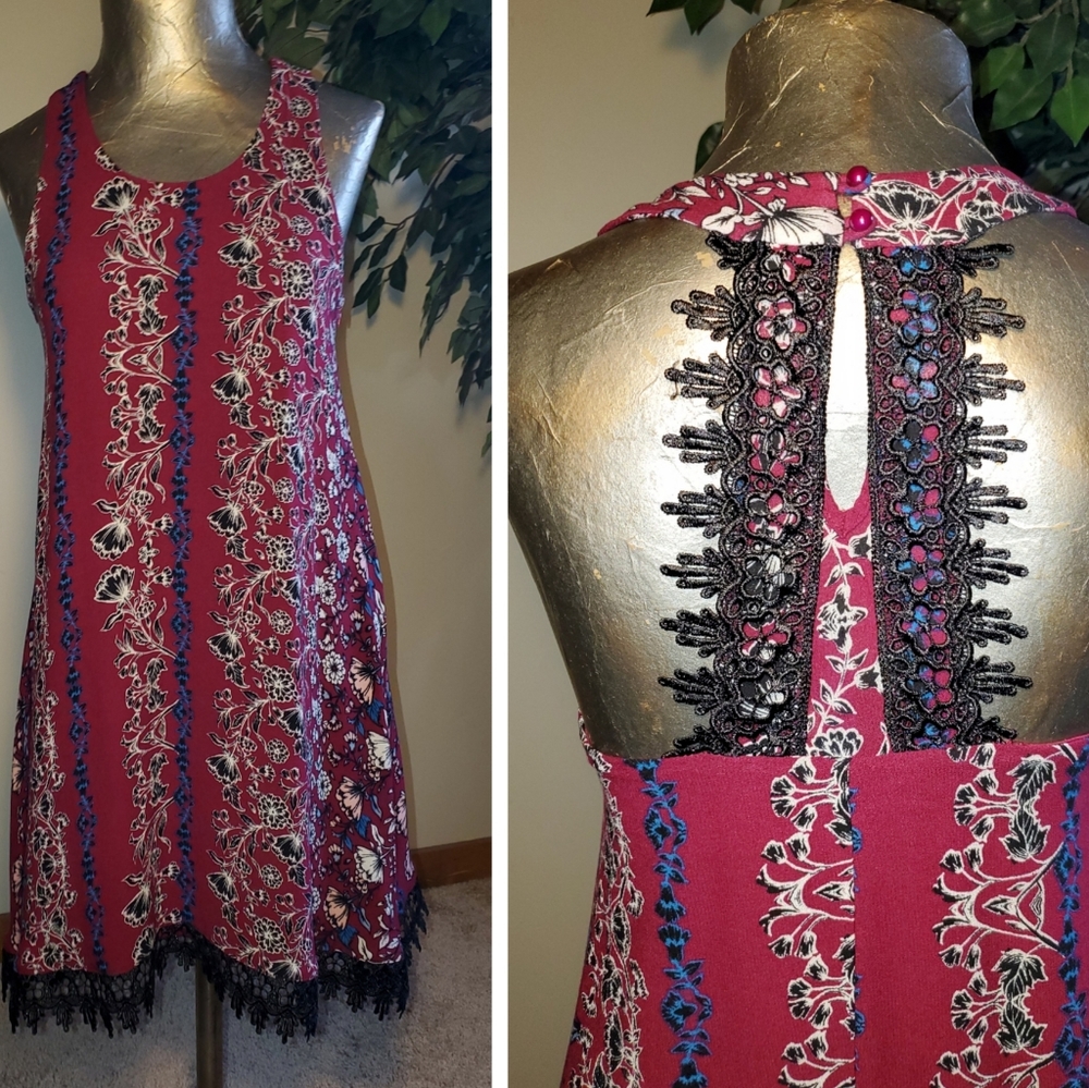 Alya Burgundy Floral Print Dress With Lace Accents